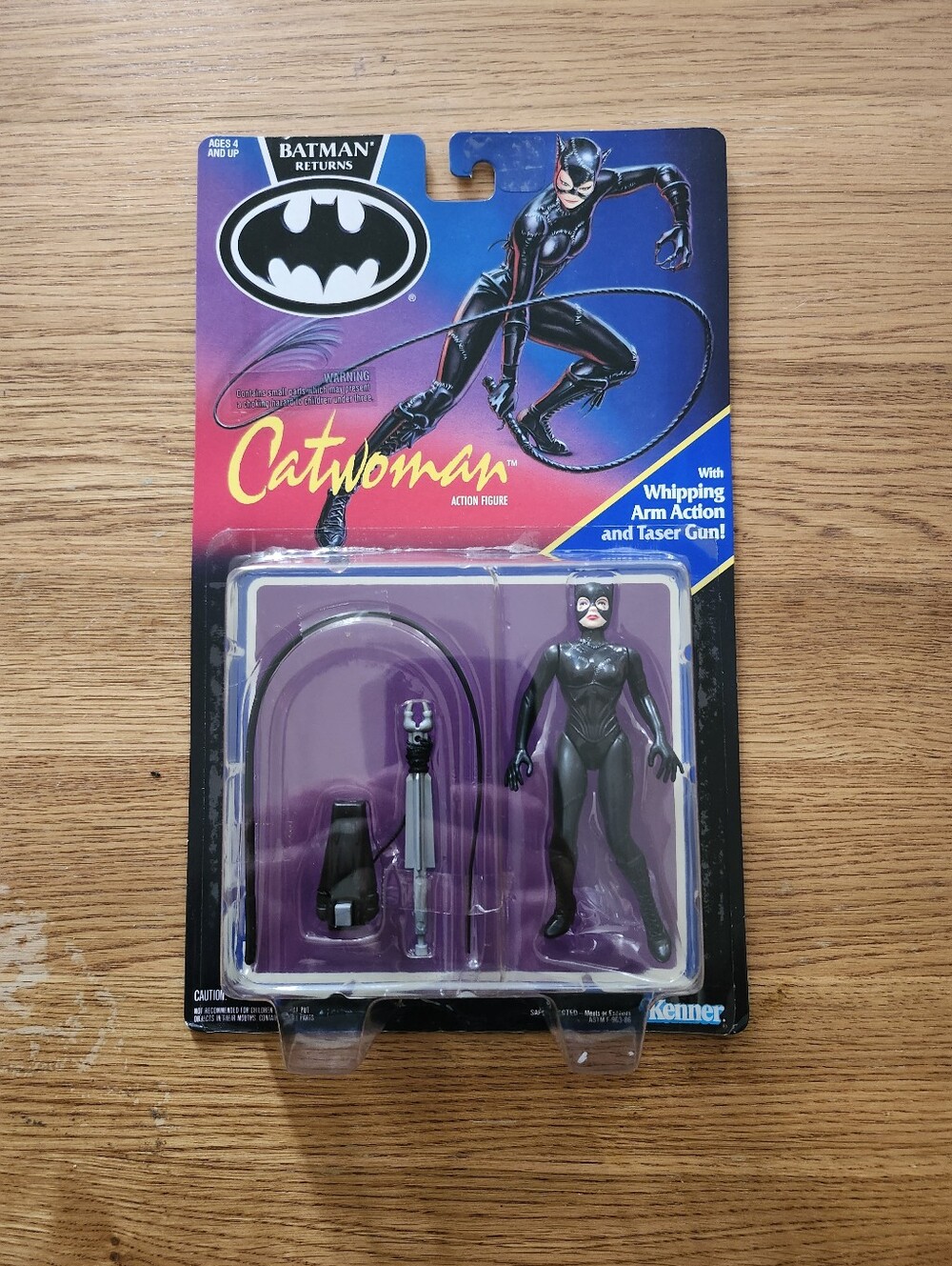 1991 CATWOMAN Action Figure Selina Kyle Michelle Pfeiffer Kenner